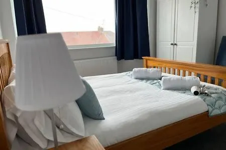 Holiday home Collingwood House By Staystaycations *