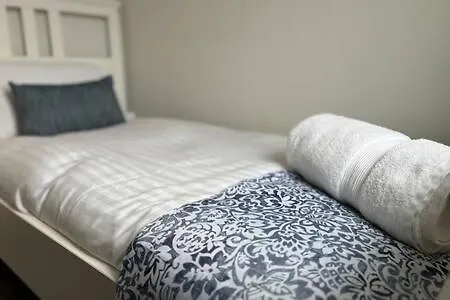 Holiday home Collingwood House By Staystaycations *
